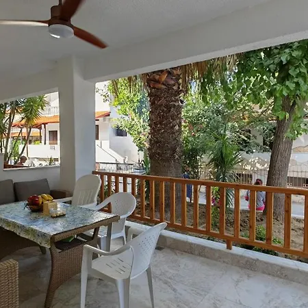 Sea Star Lux Apartment *
